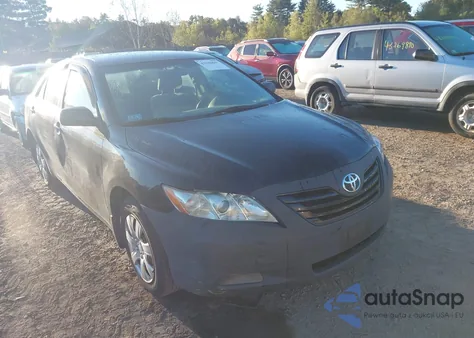 2009 Toyota Camry z USA, uszkodzony, nr VIN 4T1BE46KX9U359206